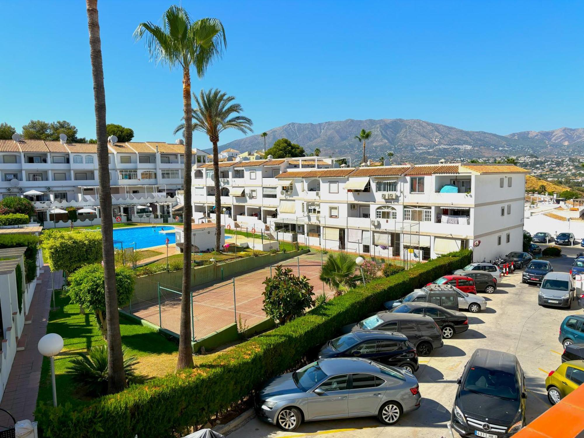 Apartamento Urb Colina Park Con Piscina *